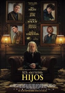 Movie poster for Sus hijos featuring an older man sitting on a sofa below four portraits